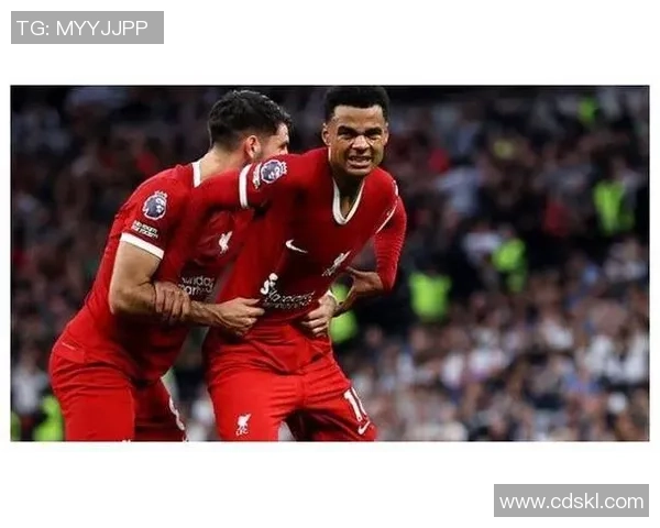 欧联杯激战本菲卡与利物浦战成平局全场精彩瞬间回顾