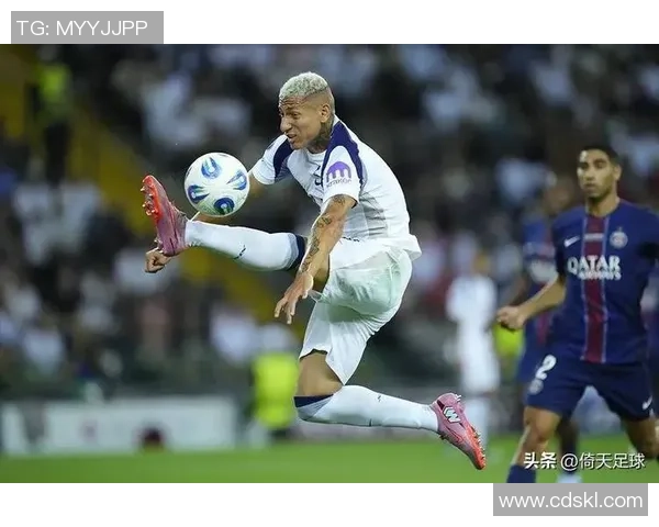 尤文图斯逆转巴黎圣日耳曼乌龙球成比赛转折点全场沸腾